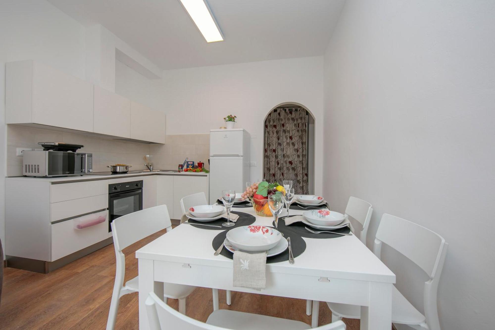 Residenza Rocca Del Lago - Happy Rentals Riva del Garda Exterior foto